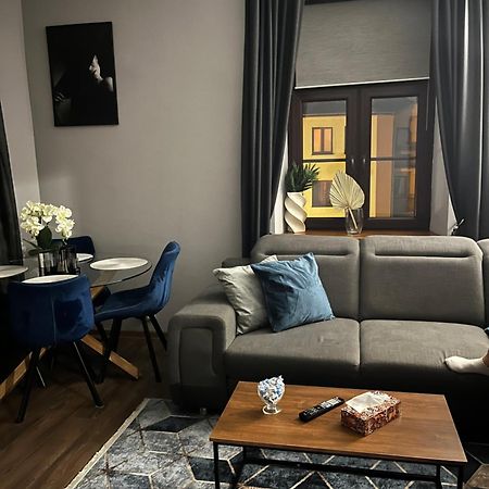 Apartamenty Luczkowskiego Z Widokiem Na Studnie 4 Chelm Exterior photo